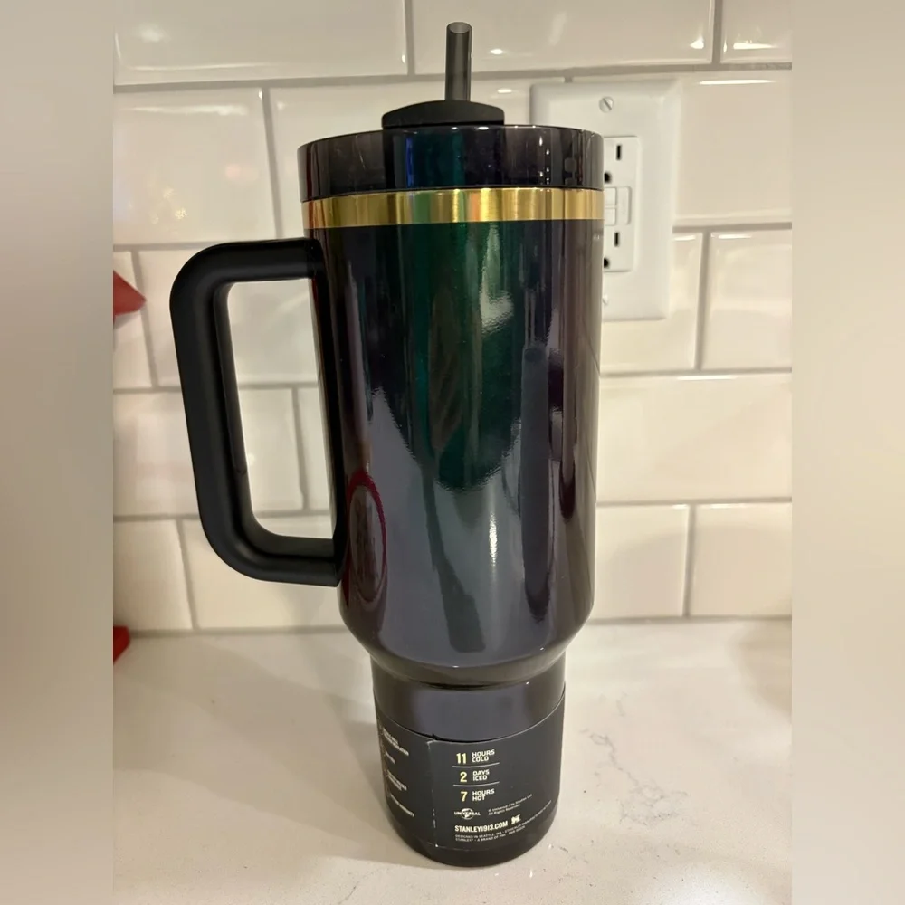 NWT Stanley 40 oz Stainless Steel Tumbler Elphaba For Good - Picture 4 of 6